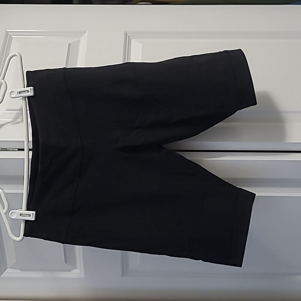 Reversible Lululemon bike shorts